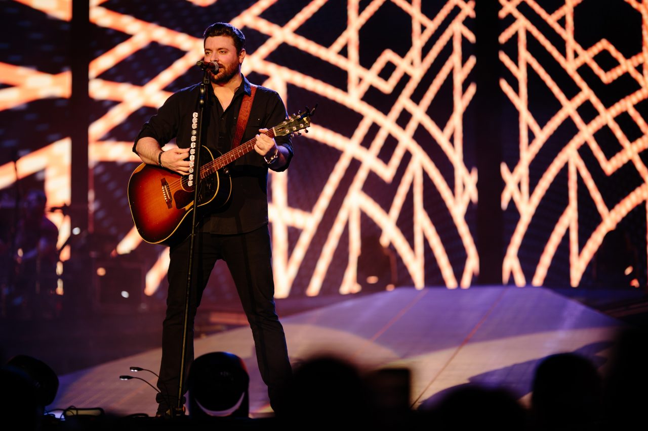 Chris Young and Lauren Alaina Duet on ‘Town Ain’t Big Enough’