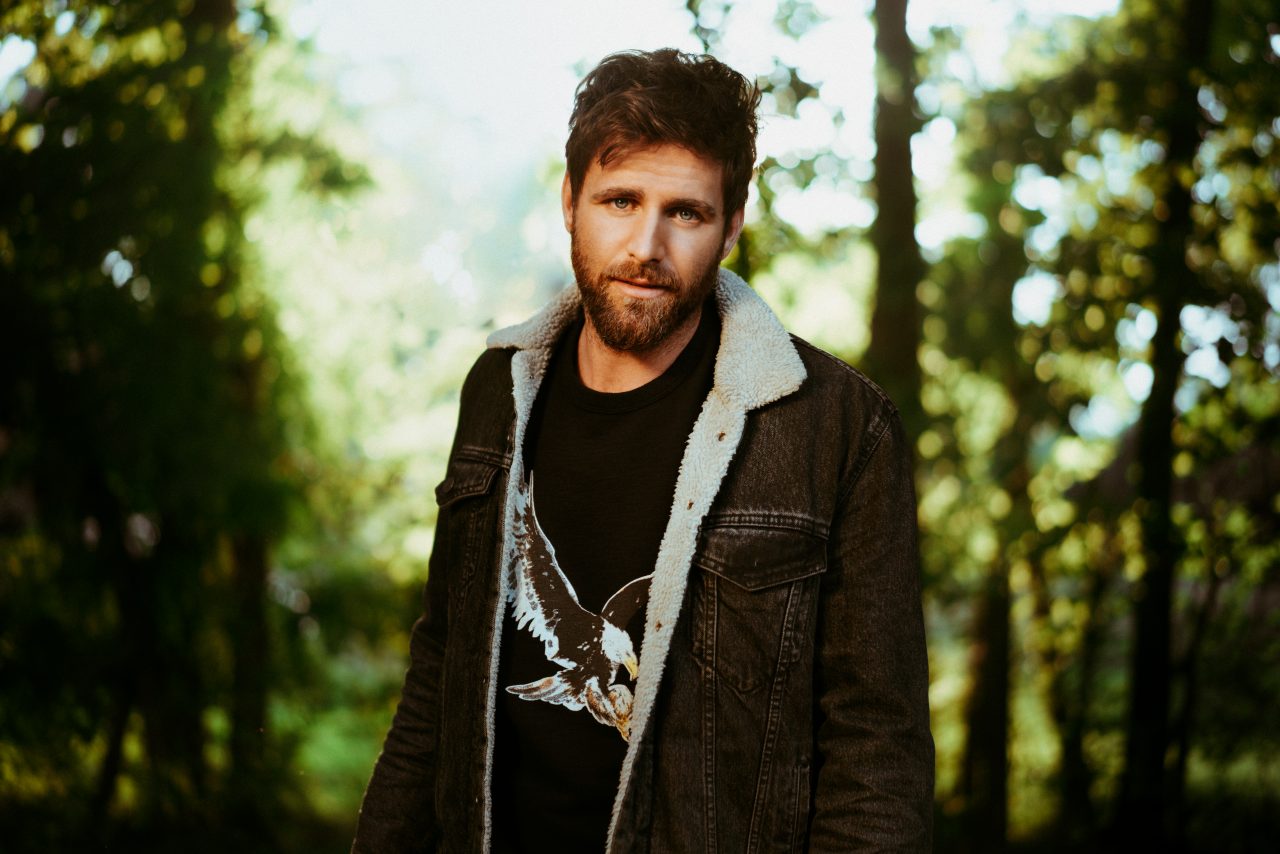 Canaan Smith Lets Loose In ‘Country Boy Things’ Video