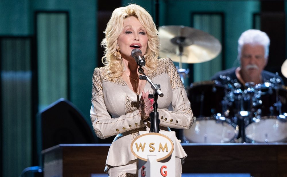 Dolly Parton Sends Love To Nashville Tornado Victims