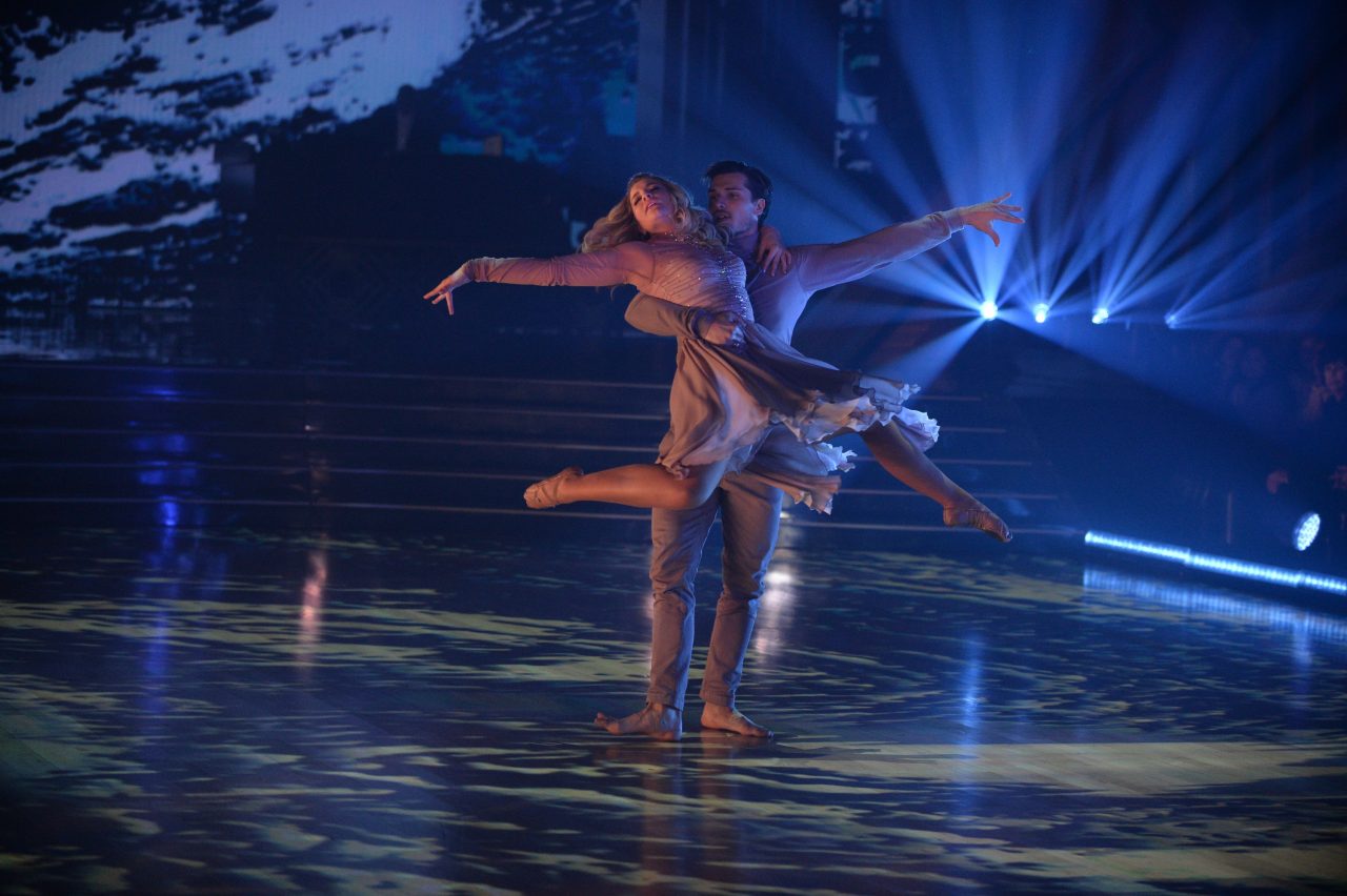 Dancing With the Stars: Lauren Alaina Earns Her Highest Score With Contemporary Dance Dedicated to Late Stepfather