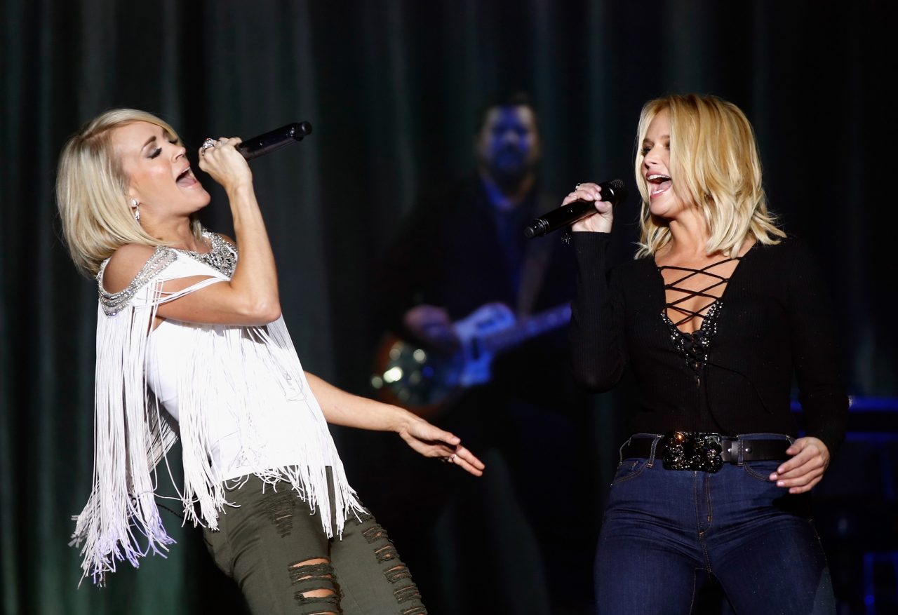 Carrie Underwood Praises ‘Sister’ Miranda Lambert for Big ACM Win