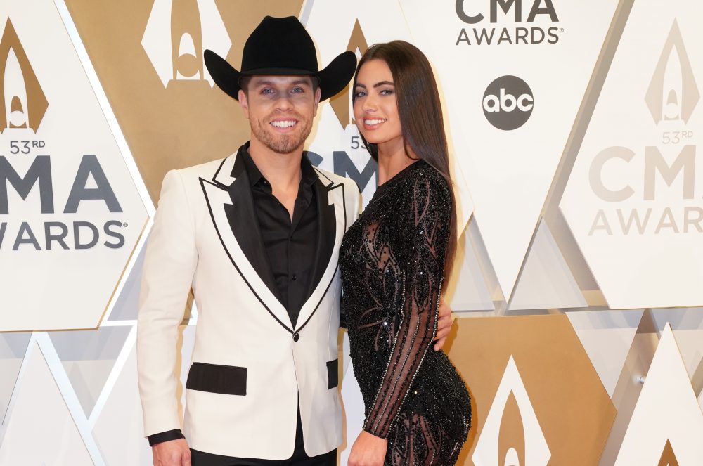 Dustin Lynch Met His Girlfriend By Sliding Into Her DMs