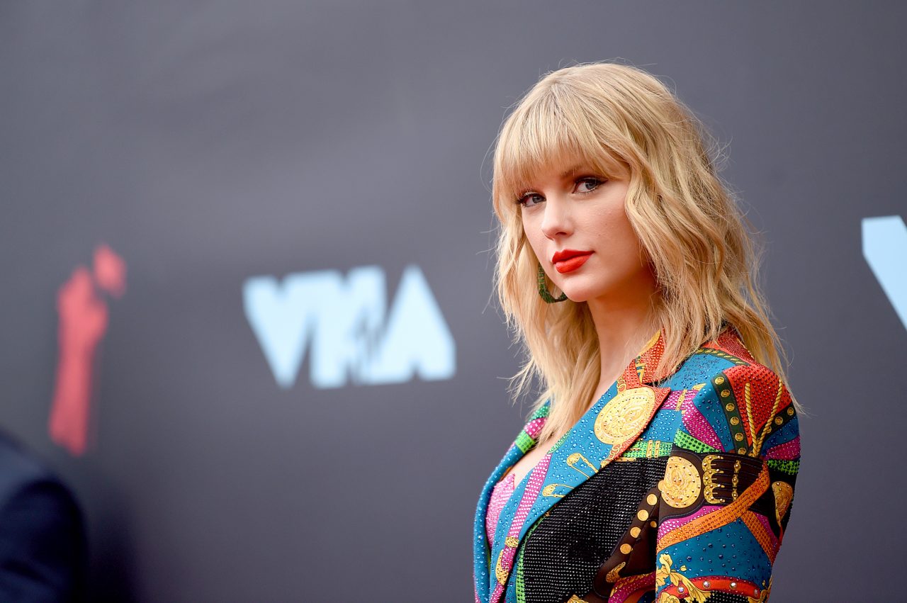 Taylor Swift Calls Out Former Record Label Again, Big Machine Hits Back