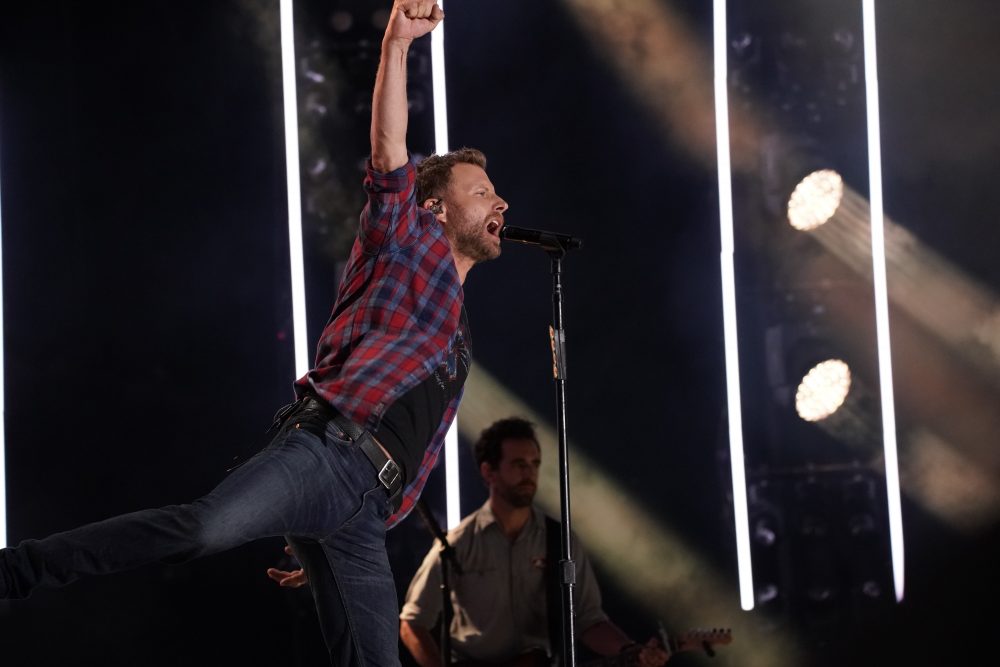 10 Things You May Not Know About Dierks Bentley