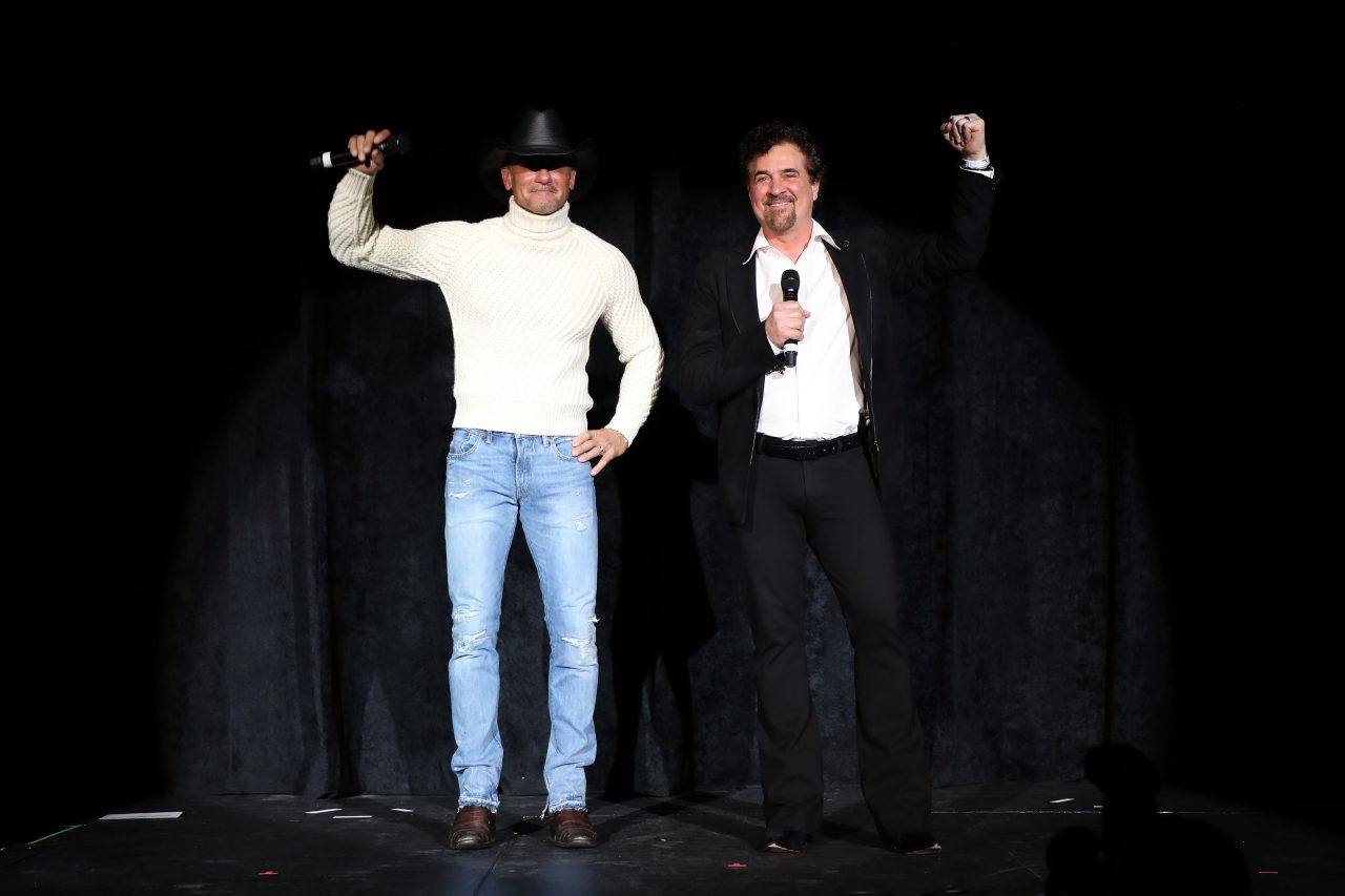 Tim McGraw Signs New Recording Contract With Big Machine
