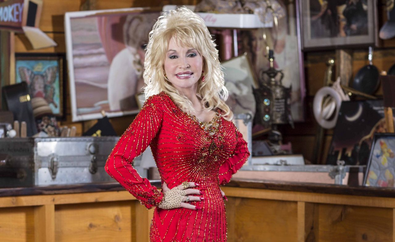 Dolly Parton, Willie Nelson and Kenny Rogers Featured in A&E Specials