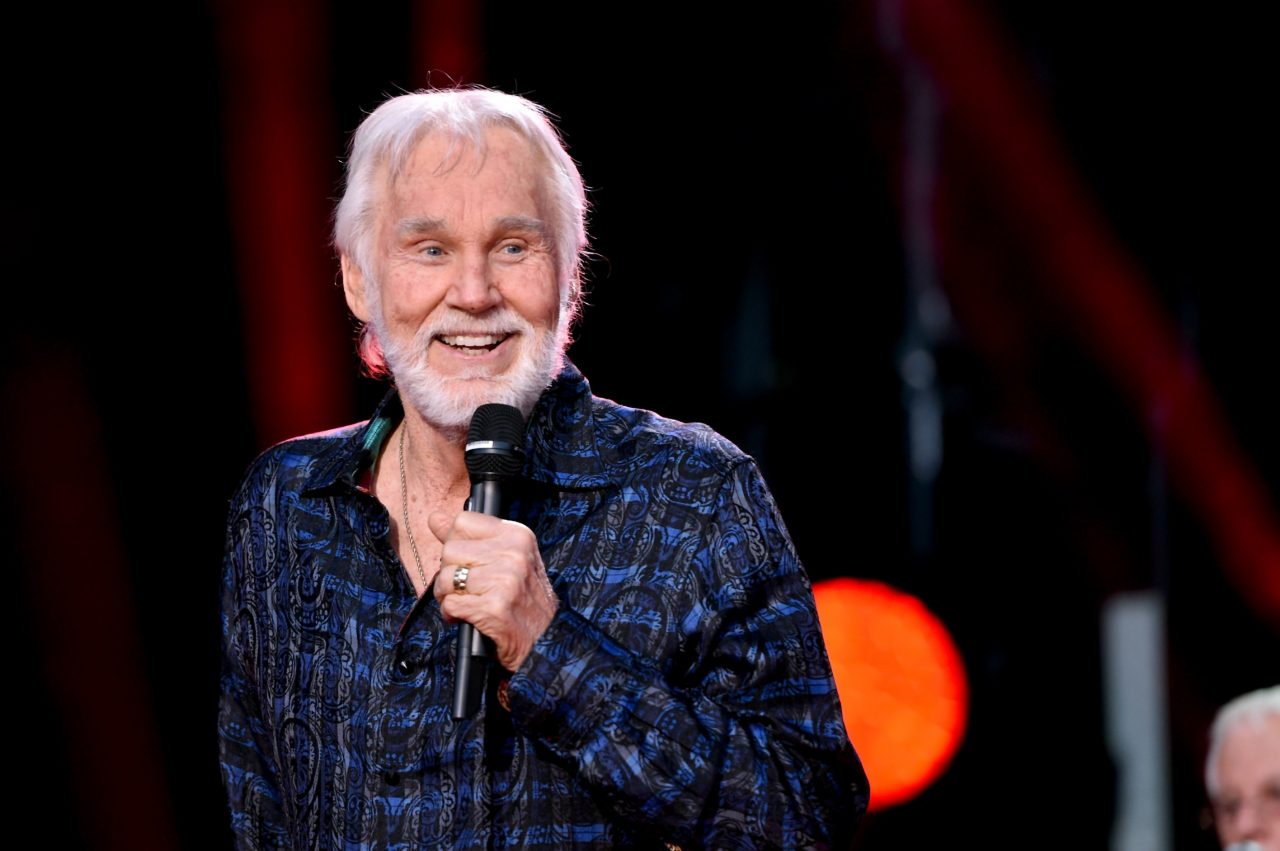 Hear Kenny Rogers Say ‘Goodbye’ in Rediscovered Ballad