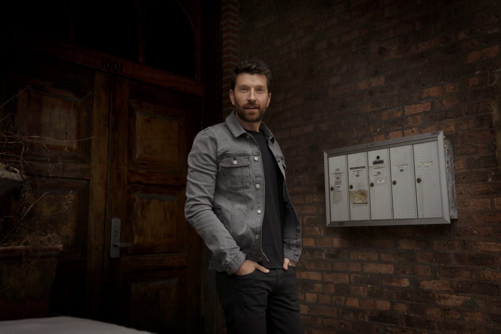 Feel-Good Friday: Uplifting Country News From Brett Eldredge, Dolly Parton & Lady A