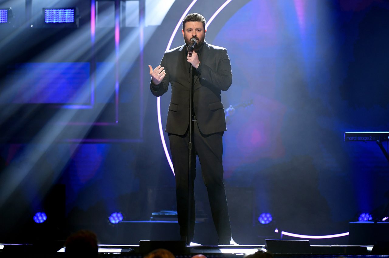 Chris Young Looks to the Heavens With ‘If That Ain’t God’