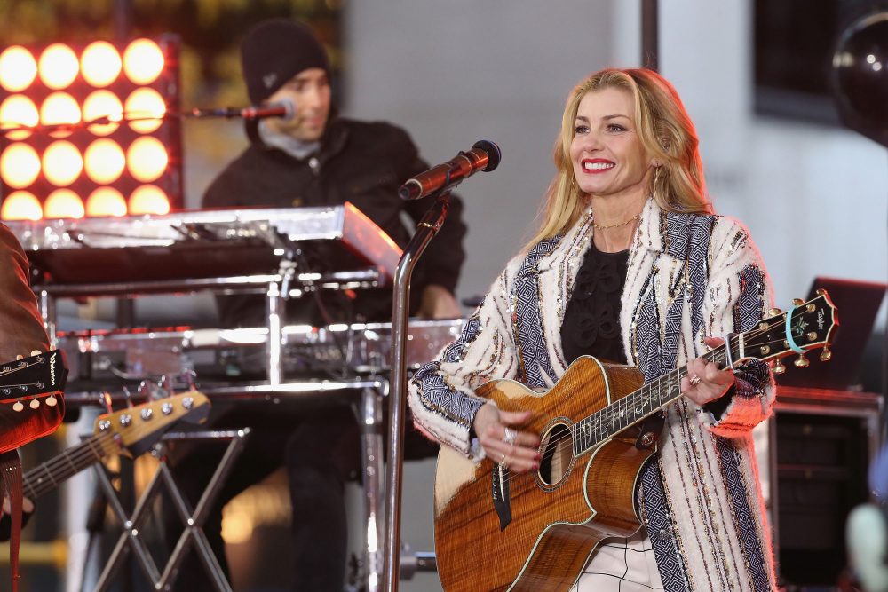 Faith Hill Calls on Mississippi to Change State Flag