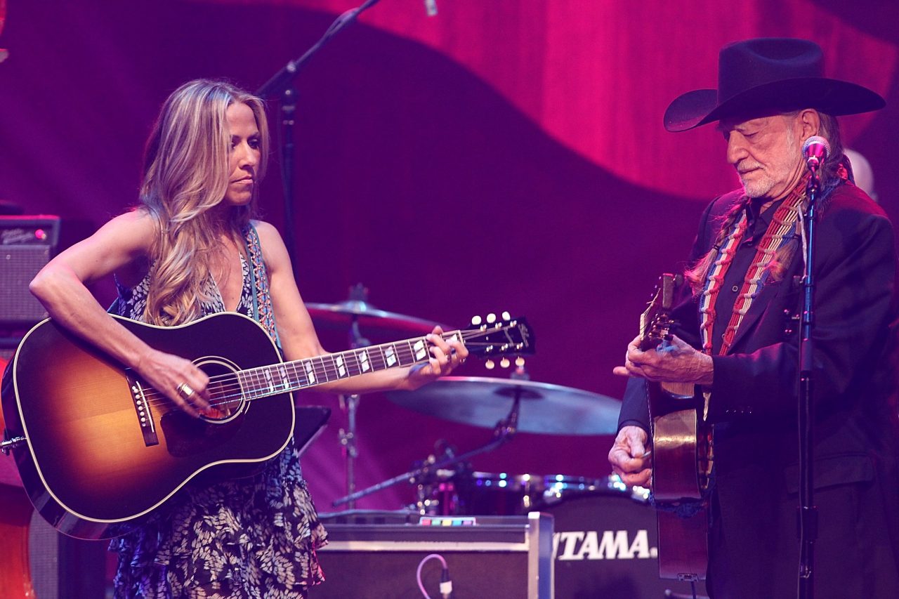 Sheryl Crow And Willie Nelson Drop Nostalgic Video For ‘Lonely Alone’