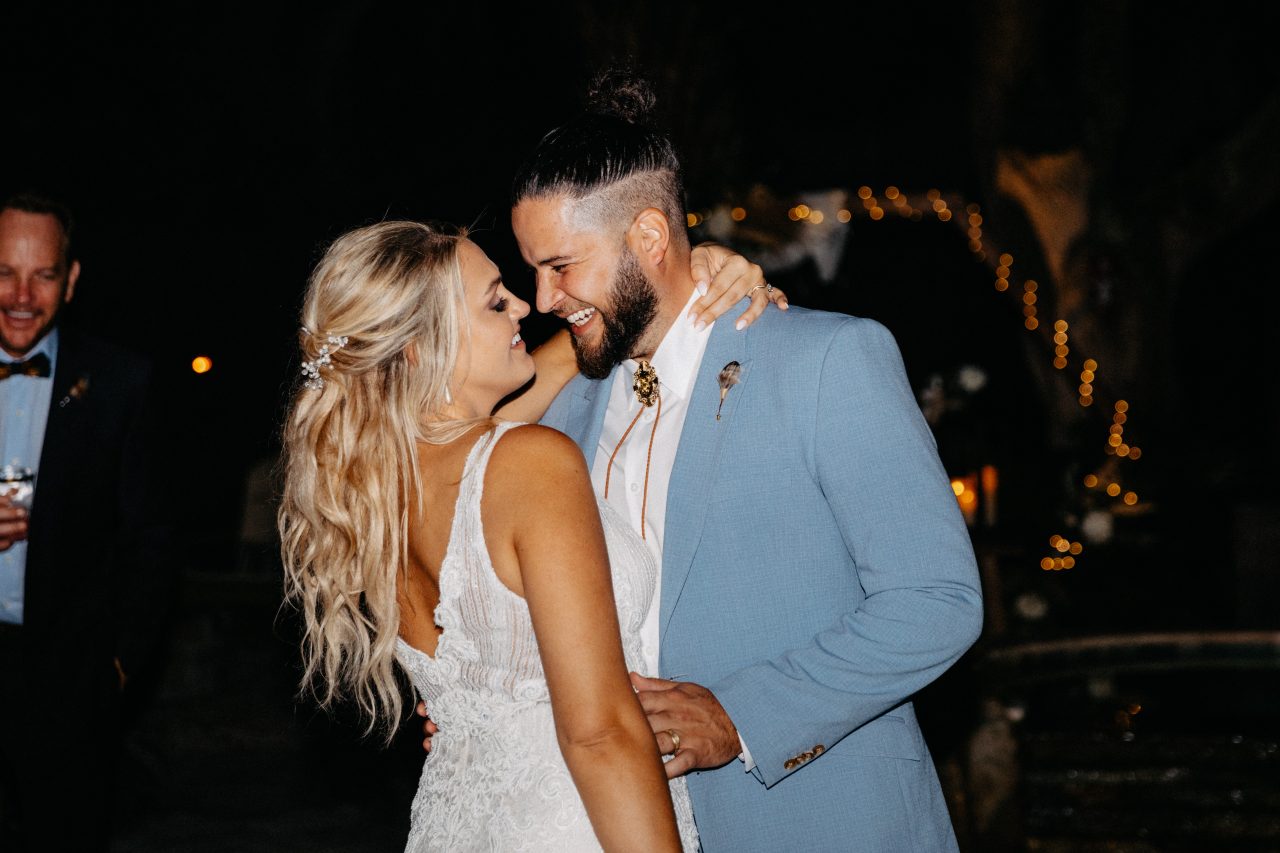 Country Newcomer Filmore Marries Fiancée, Paige Korte