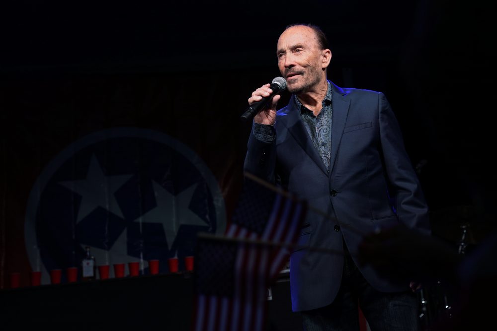 BobbyCast Recap: Lee Greenwood Talks About ‘God Bless The U.S.A.’ Reaching No. 1