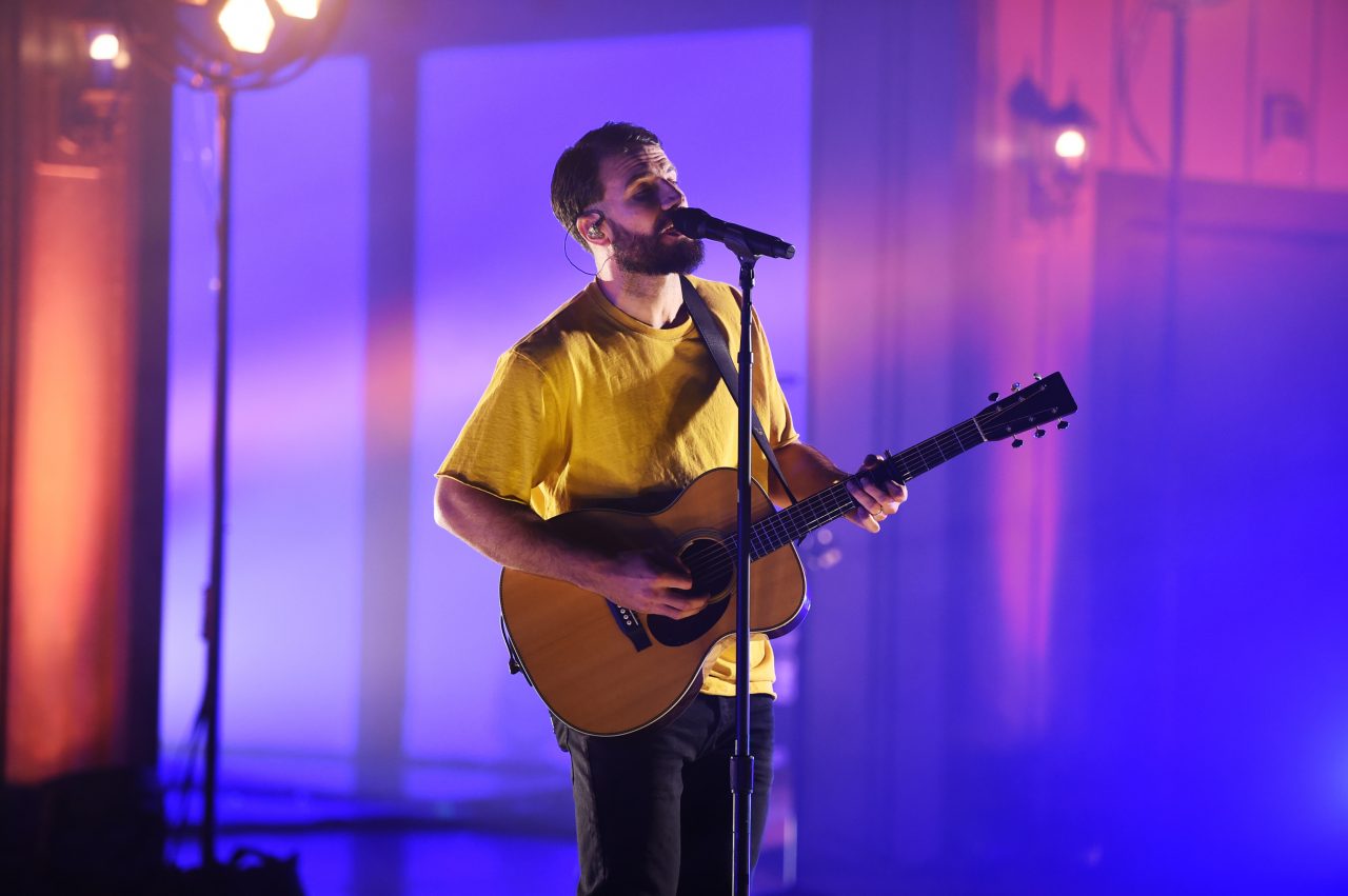 Sam Hunt Performs Hit Song, ‘Hard To Forget,’ At CMT Awards