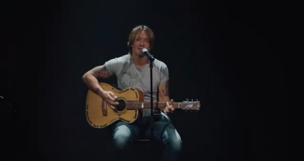 Keith Urban Honors Frontline Workers With ‘God Whispered Your Name’ at CMA Awards