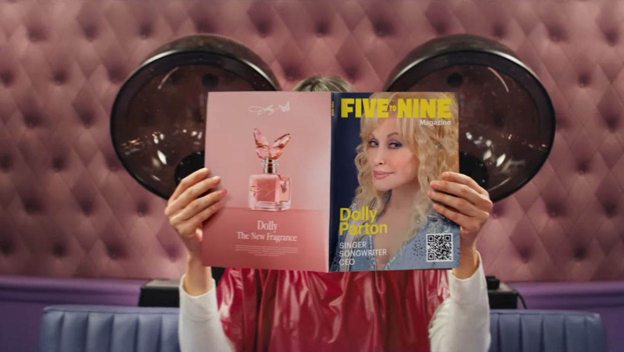 Dolly Parton Re-Works ‘9 to 5′ for Squarespace Super Bowl Ad