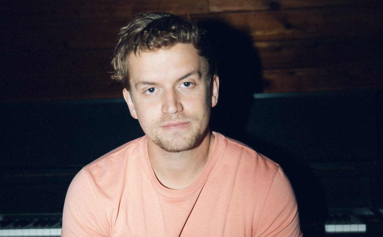Levi Hummon Pens His Heart’s Desires In Stunning New Ballad, ‘A Home’
