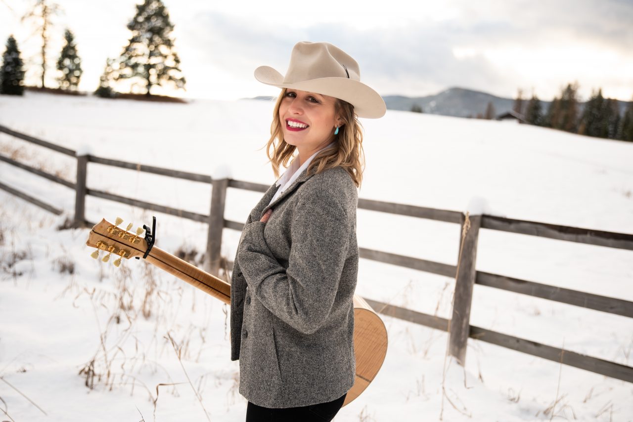Jo Smith Teams Up With Vince Gill For Stunning New Ballad, ‘Wyoming’