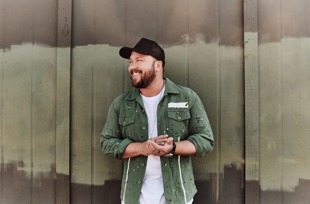 Mitchell Tenpenny Shares His Five ‘Bucket List’ Goals for 2021