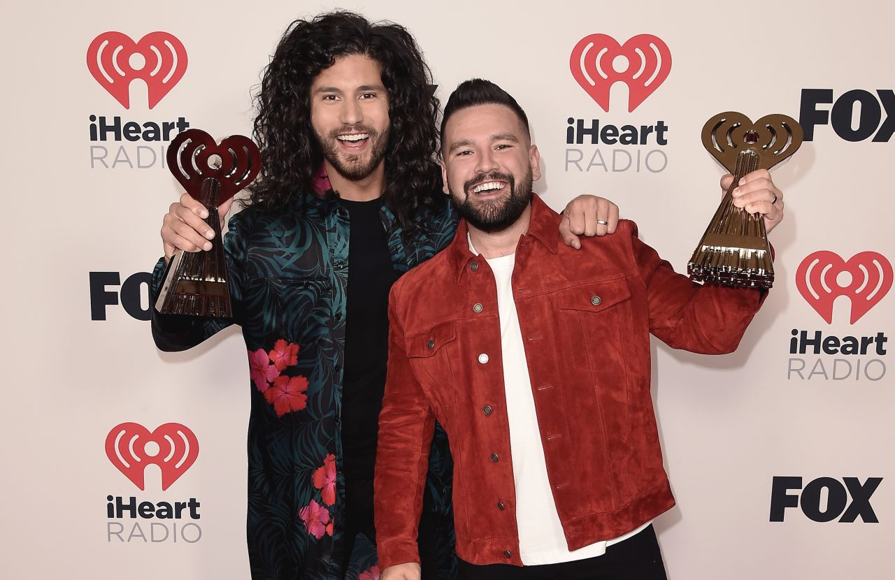 Dan + Shay Play ‘Glad You Exist’ for a Live Crowd at iHeartRadio Awards