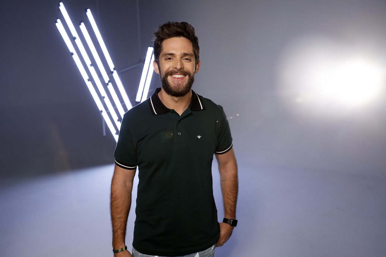 Thomas Rhett Gets ‘Country Again’ With Reflective ‘Voice’ Performance