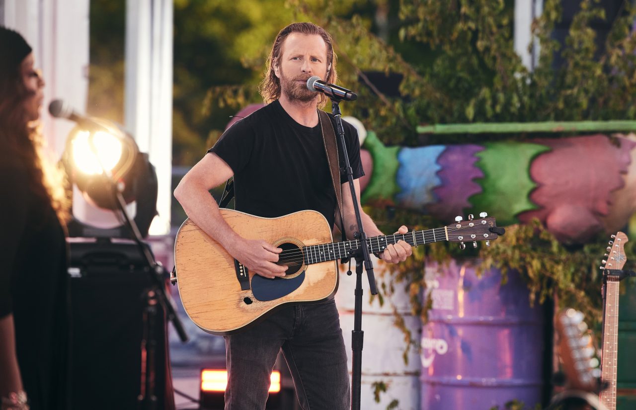 Dierks Bentley Looks to the Past for Upcoming 10th Album