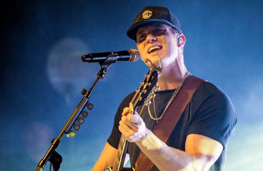 Dierks Bentley Gives Parker McCollum Belated End-of-Tour Gift