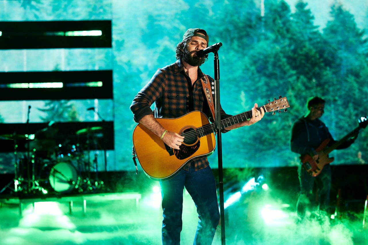 Thomas Rhett Owns the Label With Fun New Track, ‘Redneck Be Like’