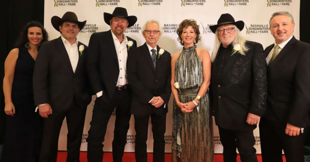 Ten Songwriters Inducted Into Nashville Songwriters Hall of Fame