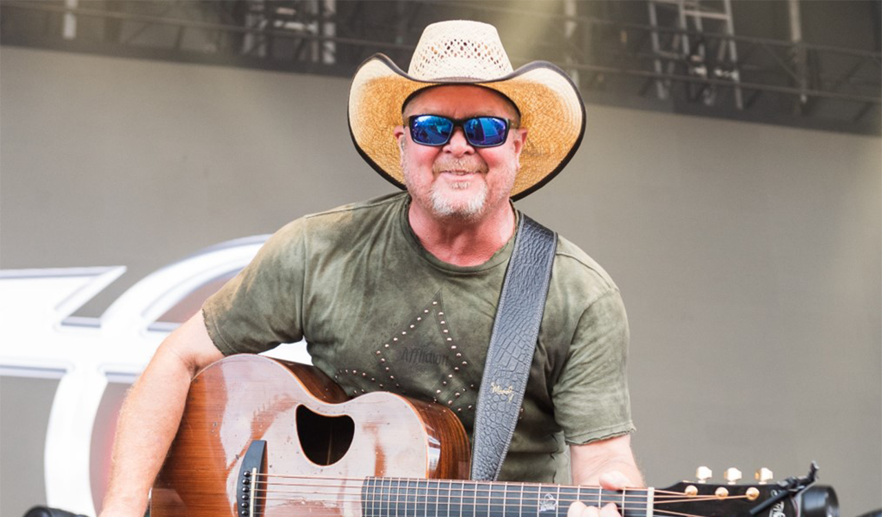 Tracy Lawrence Fries Turkey and Stirs Inspiration at 16th annual Mission:Possible Turkey Fry